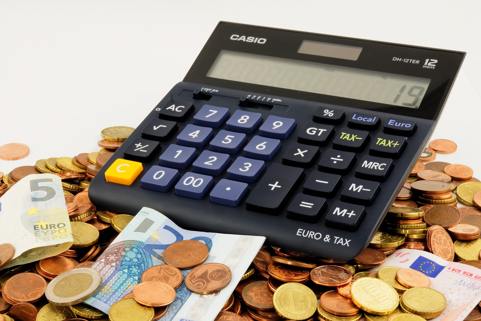 破産するフリーランサーにならないために必要不可欠な5つの金銭知識 破産するフリーランサーにならないために必要不可欠な5つの金銭知識
